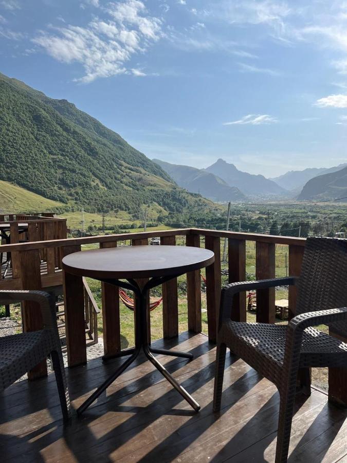 Kazbegi 4 Side Cottages Екстериор снимка